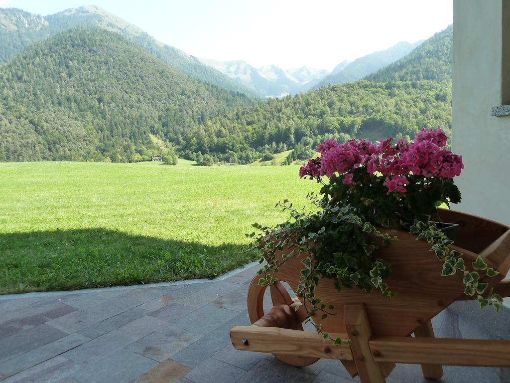Agritur Cornasest Bed & Breakfast Breguzzo Eksteriør bilde
