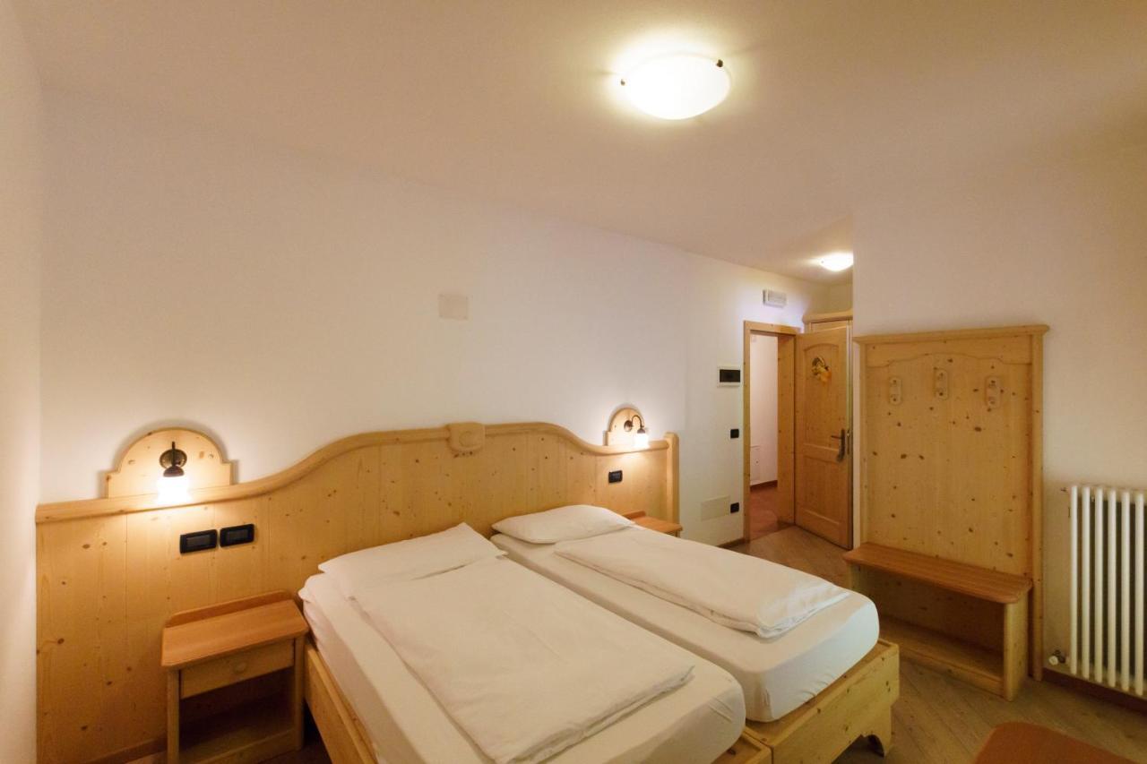 Agritur Cornasest Bed & Breakfast Breguzzo Eksteriør bilde